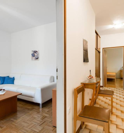Apartma