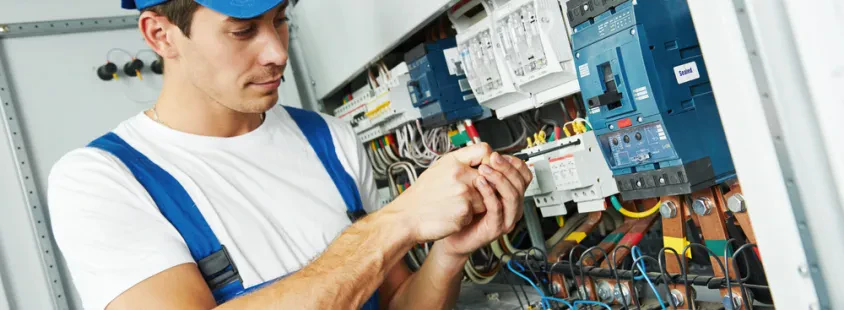 Ugodne elektro omarice in agregati Slovenija