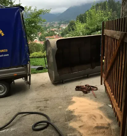 Razrez in čiščenje cisterne Slovenija