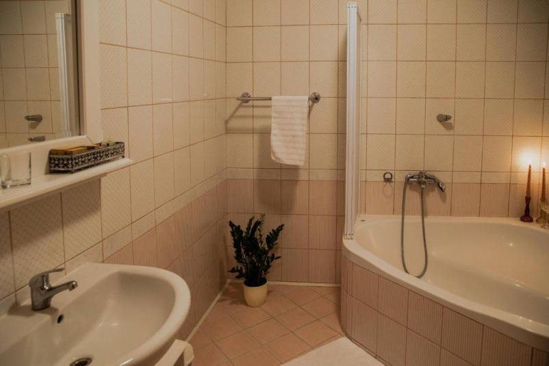 Book an affordable stay at Splavar rooms near Čatež