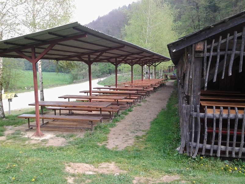 Odlična okrepčevalnica z ribjo hrano