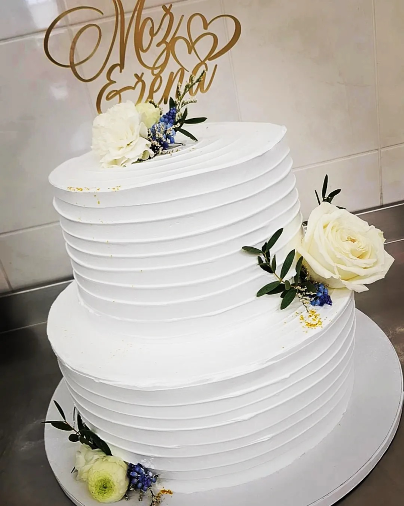 Poročne sladice in torte po naročilu Dolenjska