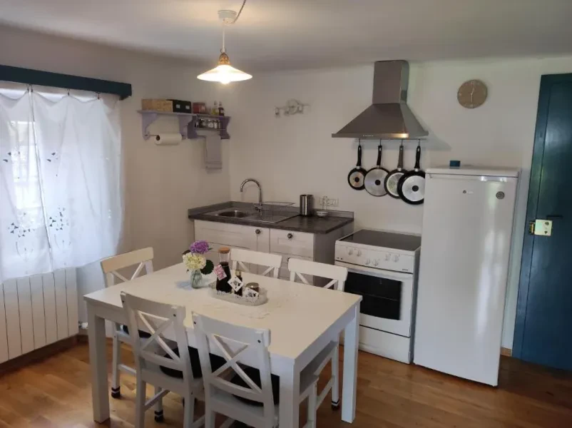 Ugoden počitniški apartma Dutovlje