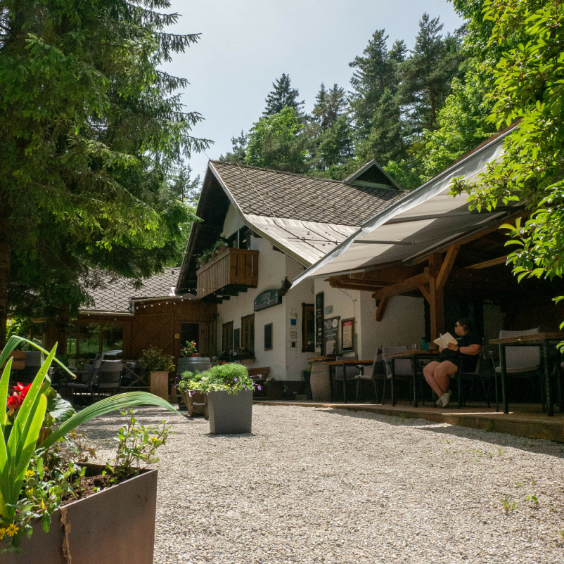 Dobra gostilna Begunje, rezervirajte mizo