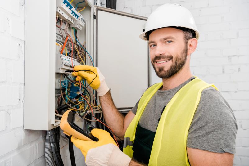 Za ugodne elektroinštalacije v industriji v Kranju nas pokličite!