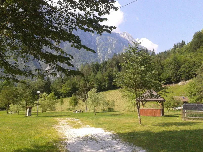 Obiščite naš Kamp Klin, ki velja kot najboljši kamp v Soči