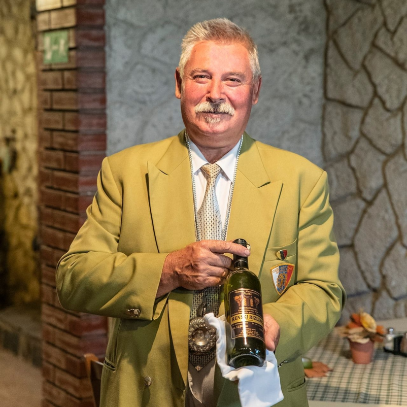 Prodaja domačega soka in vin Slovenija