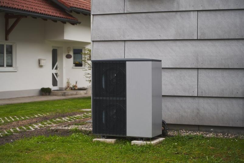 Dobra izbira, ko se zanimate za dobavo in montažo toplotne črpalke Toshiba na Dolenjskem