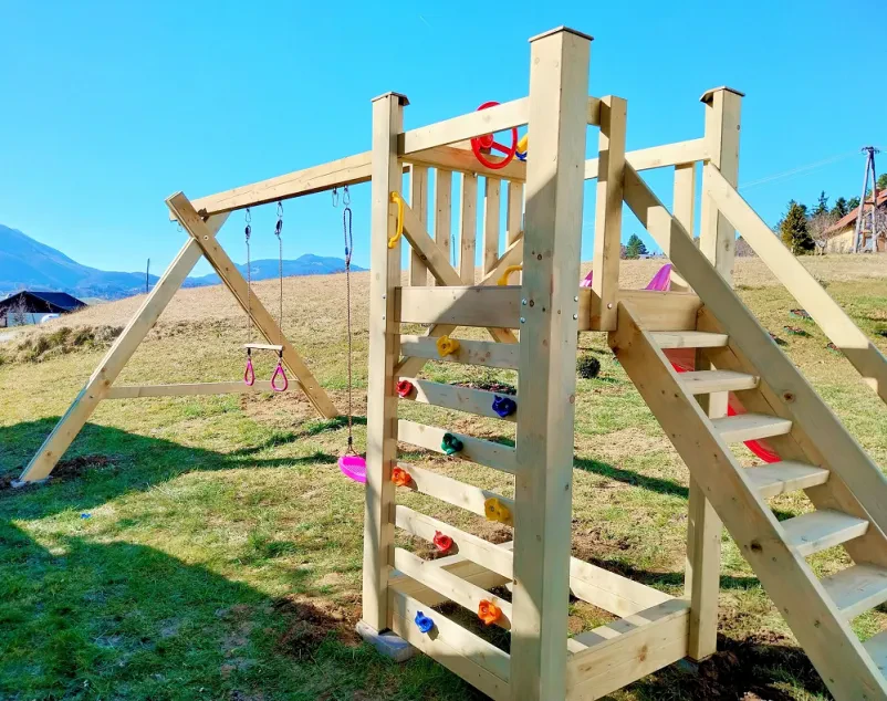 Montaža in dobava otroških igral