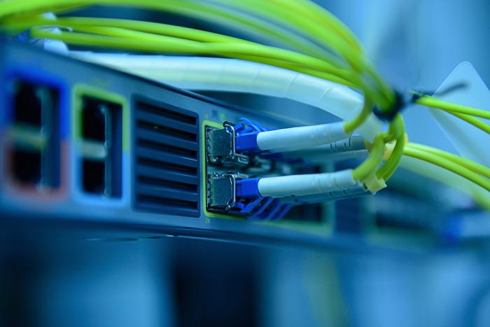 Storitve v računalništvu, telefoniji in telekomunikacijah