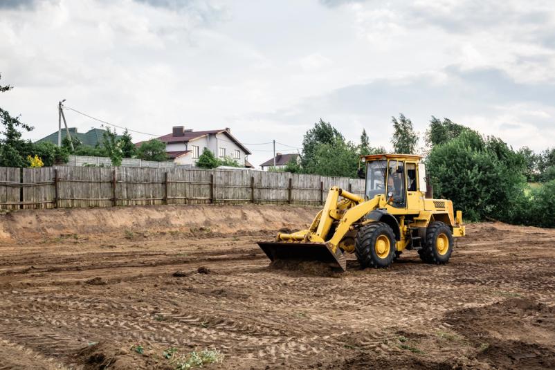Za ugodne izkope z bagrom in zemeljska dela nas pokličite