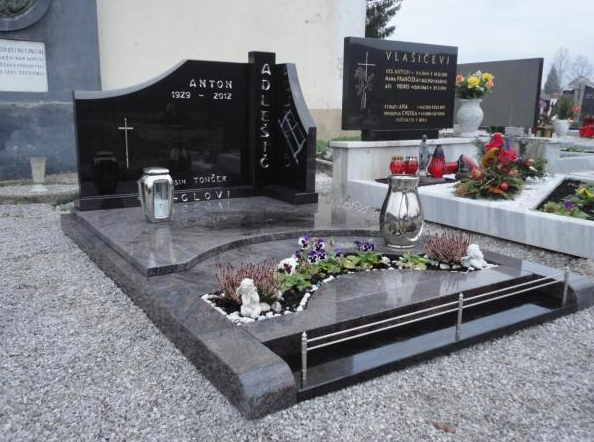 Kvalitetni nagrobni spomeniki Bela krajina