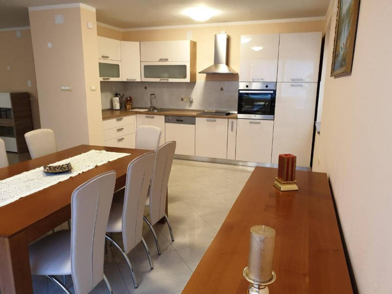 Ugoden apartma v Portorožu nad solinami, prijazen do živali