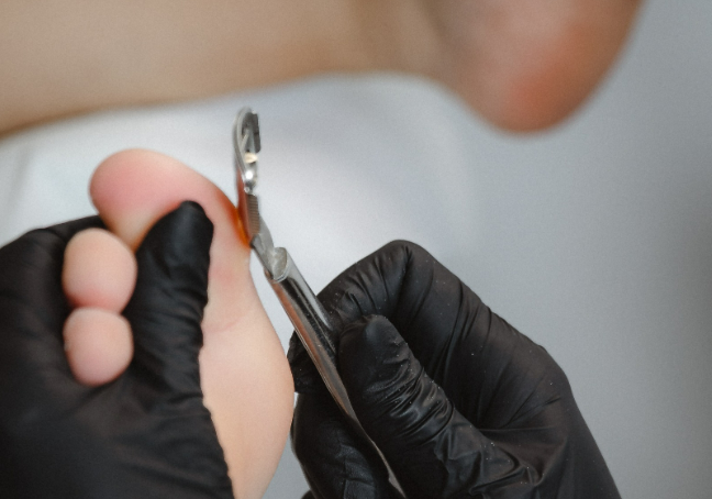 Akademija Lepote, kvalitetna manikura in pedikura Obala z nasmehom