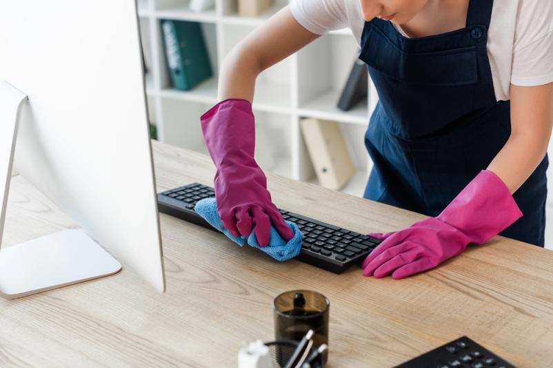 Iščete kvalitetno čiščenje pisarn Maribor? Preverite izkušnje servisa DACA