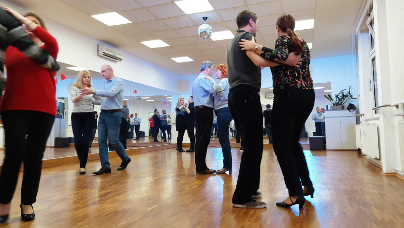 Plesni tečaji Maribor, naučite se plesati s stilom v studiu A&P