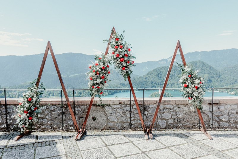 Čarobna dekoracija porok in poročni aranžmaji Osrednja Slovenija za nepozaben dan