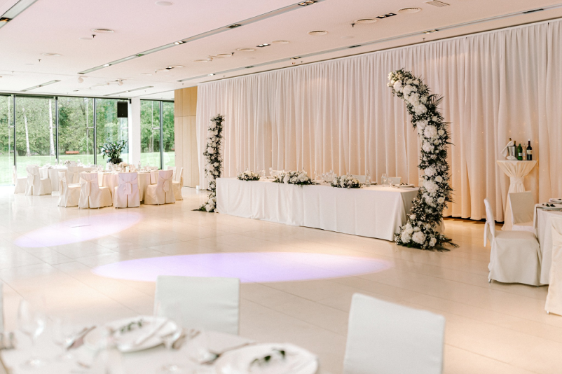 Umetniška dekoracija porok in poročni aranžmaji Osrednja Slovenija po meri para