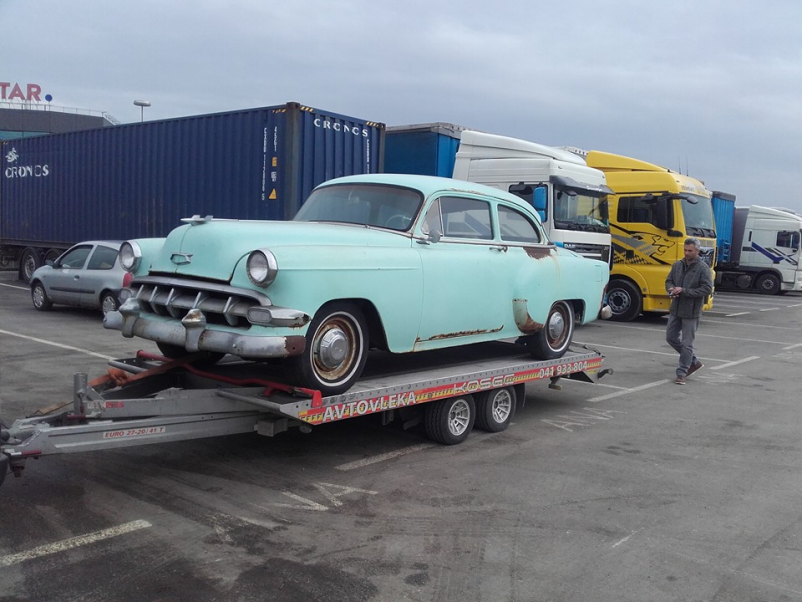 Avtovleka in prevozi Kosec, strokovna pomoč na cesti v Domžalah