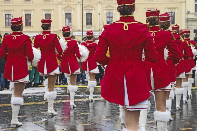 Prijateljstvo in povezovanje skozi poučevanje twirling in mažoretnega plesa Posavje, Dolenjska