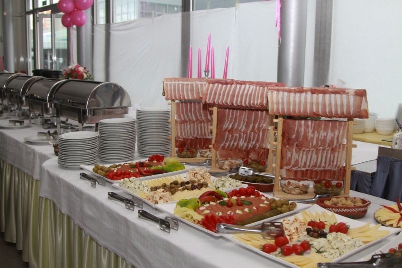 Catering storitve za podjetja in zasebne dogodke v Mariboru