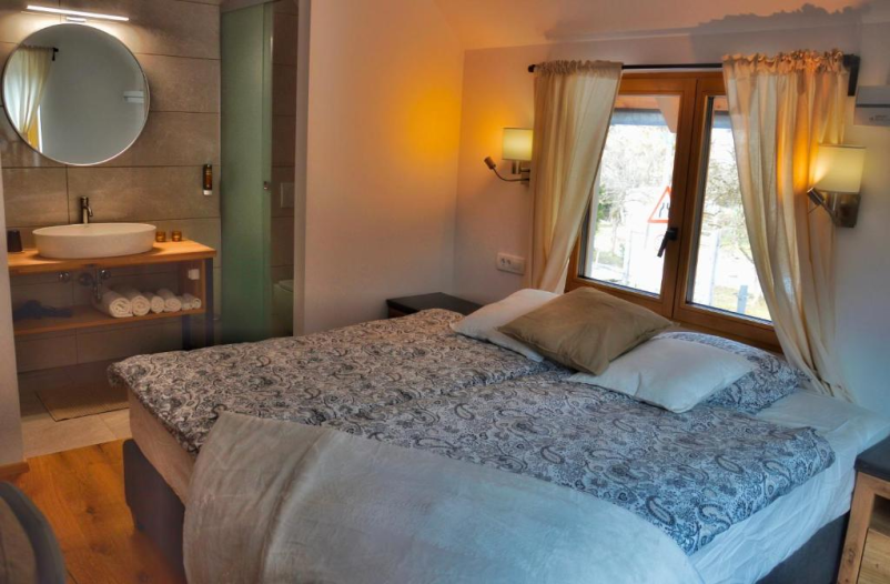 Hiška za prenočitev Solčava samo za odrasle