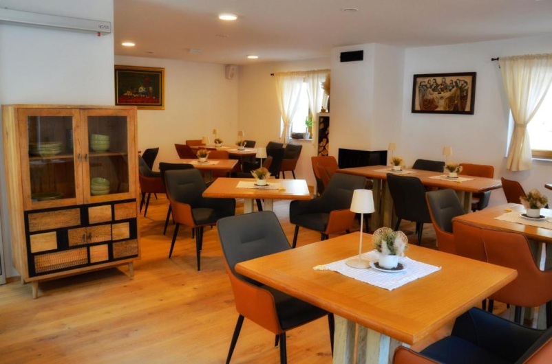 Čudoviti razgledi in prijetno bivanje hiška za prenočitev Solčava