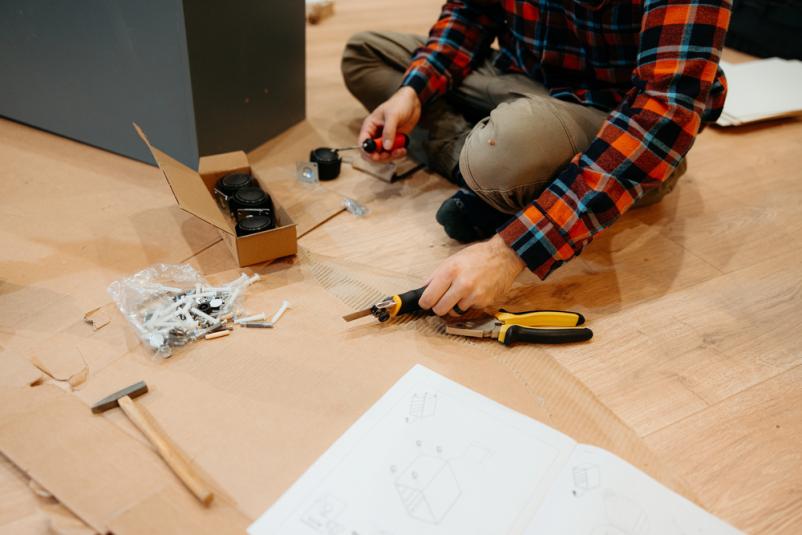 Iščemo monterja pohištva in želimo najboljšega na Obali!