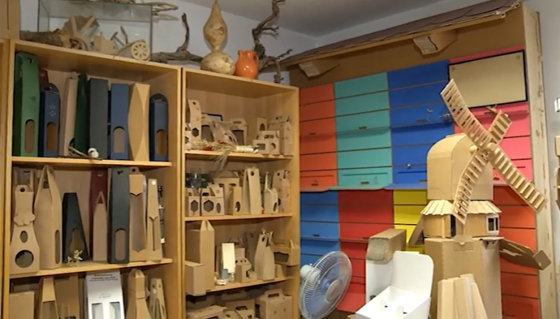 Transportna in darilna embalaža po standardu FEFCO, prodaja darilne embalaže Slovenija