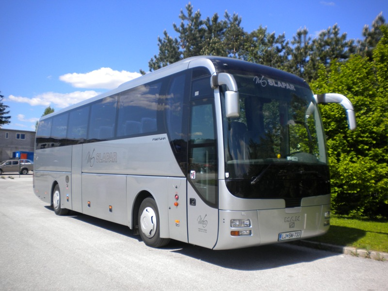 Zanesljivi avtobusni prevozi po Sloveniji in tujini