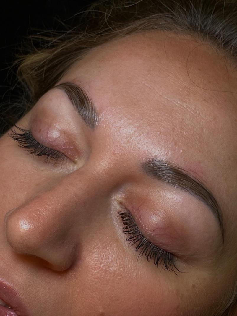 Laminacija obrvi Slovenska Bistrica