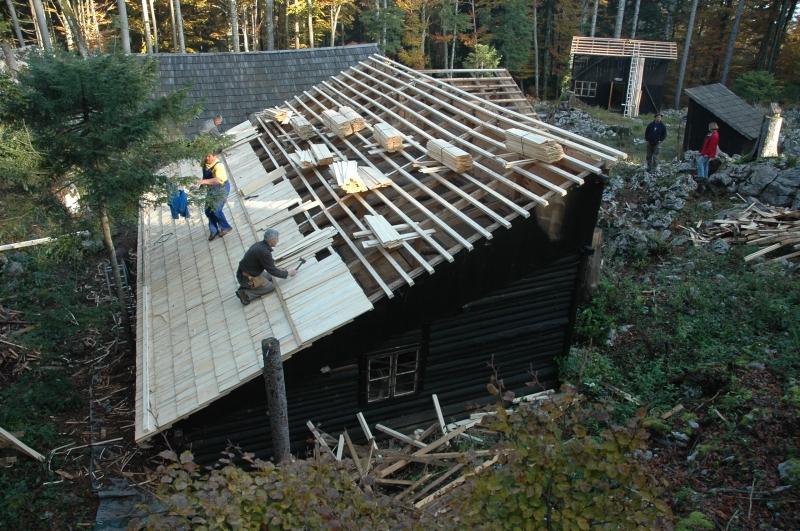 Lesene strehe, fasade in skodle Osrednja Slovenija
