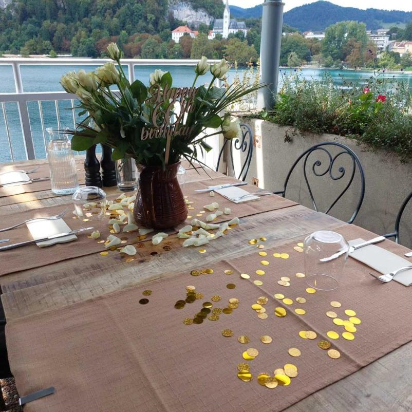 Prostor za zaključene družbe in praznovanja Bled, Gorenjska