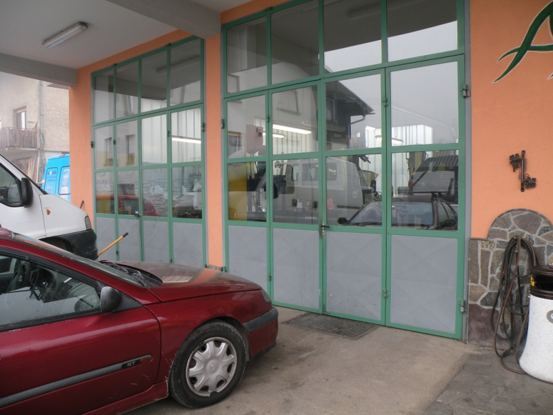 Ugoden servis vozil Komenda, rezervirajte termin