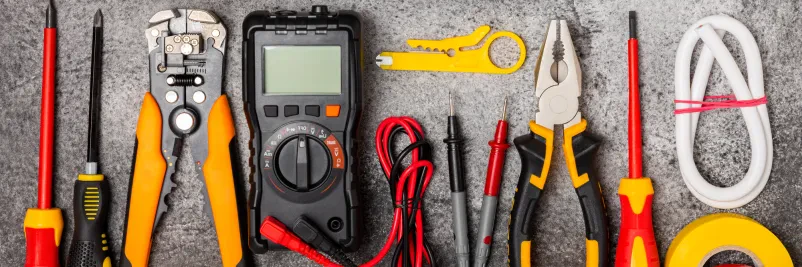 Izvedba celotnih elektroinštalacijskih del