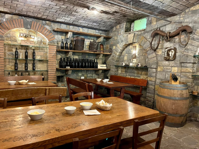 Degustacija domačega vina Koper v objemu istrske tradicije