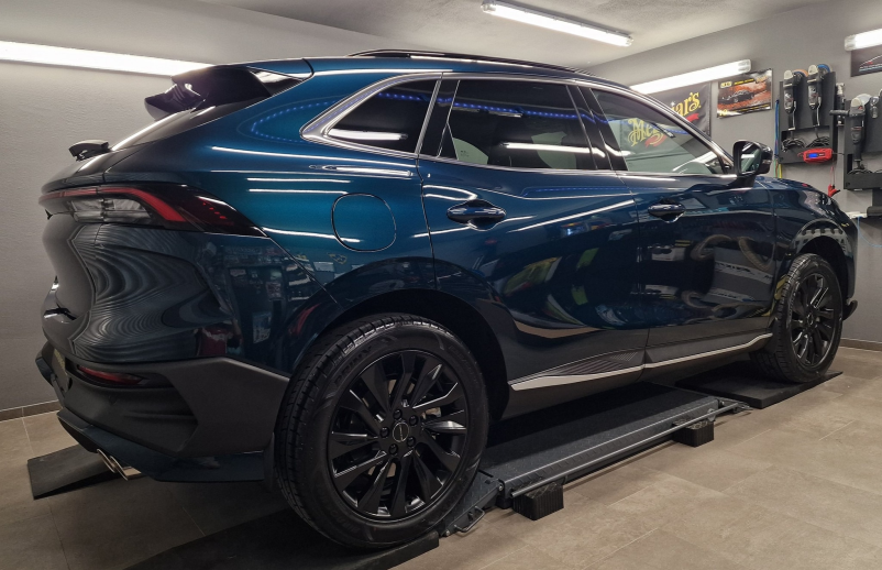 Grafenski in keramični premazi za avto Slovenija, rezervirajte termin