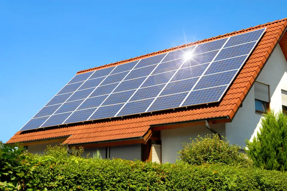 peleti + sončna energija
