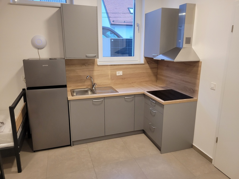 TOP izbira, ki vam nudi kvalitetno izdelavo lesene notranje opreme Slovenija