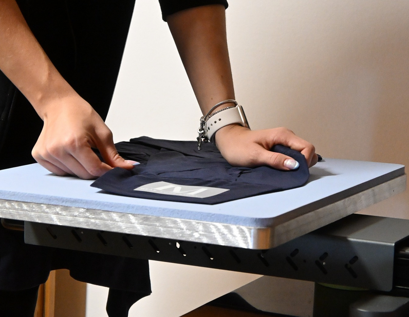 Kvaliteten DTF tisk na majice Slovenija