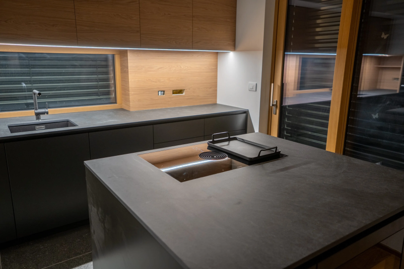 Moderne kuhinje po meri Slovenija