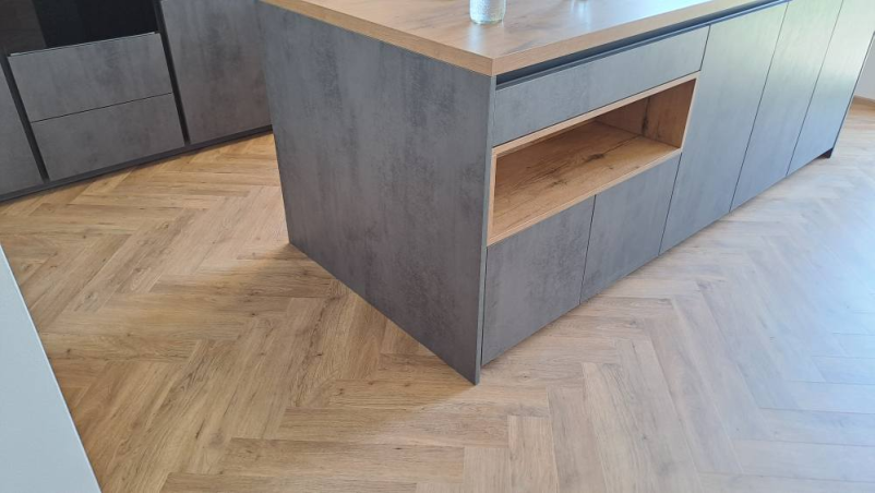 Polagamo, brusimo in lakiramo parket po Pomurju in po celi Sloveniji