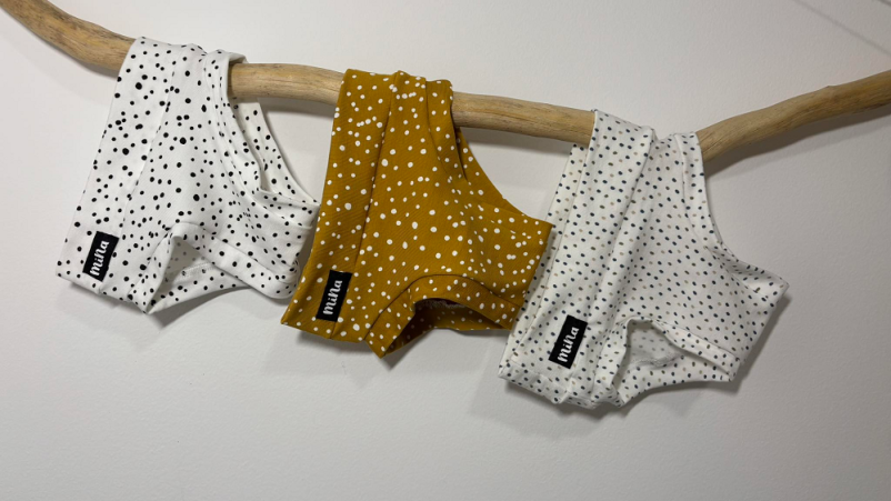 Šivanje unikatnih oblačil Slovenija, košarice in prtički