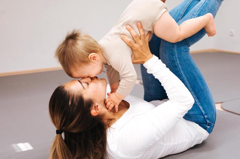 Programi za gibalni razvoj otrok Slovenija