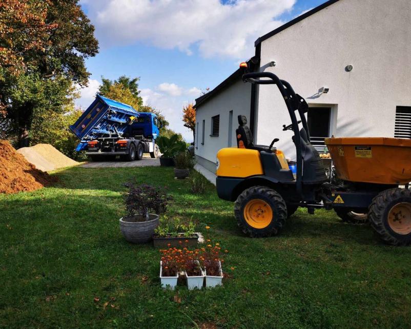 Gradbeništvo Mirna Peč