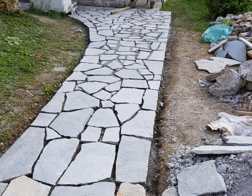 Adaptacije objektov, gradbeno podjetje Goriška