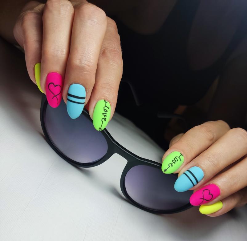 Nega nohtov in oblikovanje Maribor