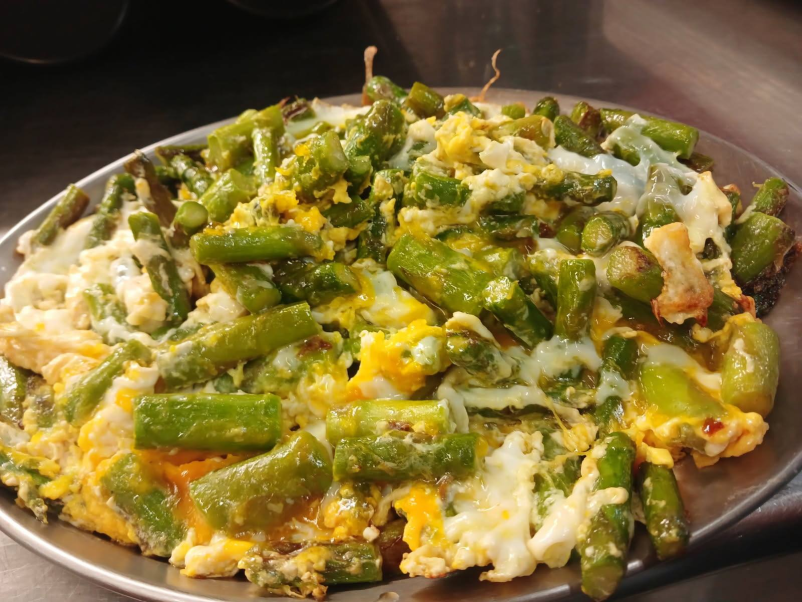 Škrnic’lj, okusne malice in kosila v BTC Ljubljana