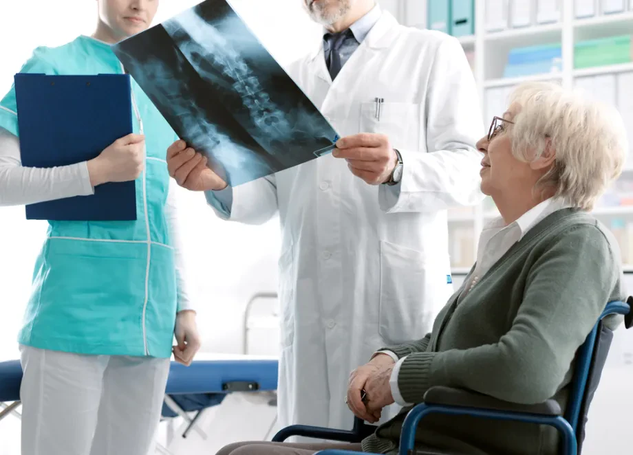 Kompleksnost sodobnega zdravja skozi medicino