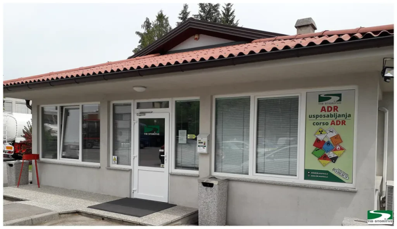 Izvedba ADR prevozov in izobraževanje v Sloveniji